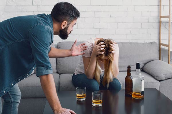 signs-and-symptoms-of-chronic-alcoholism-evoke-wellness